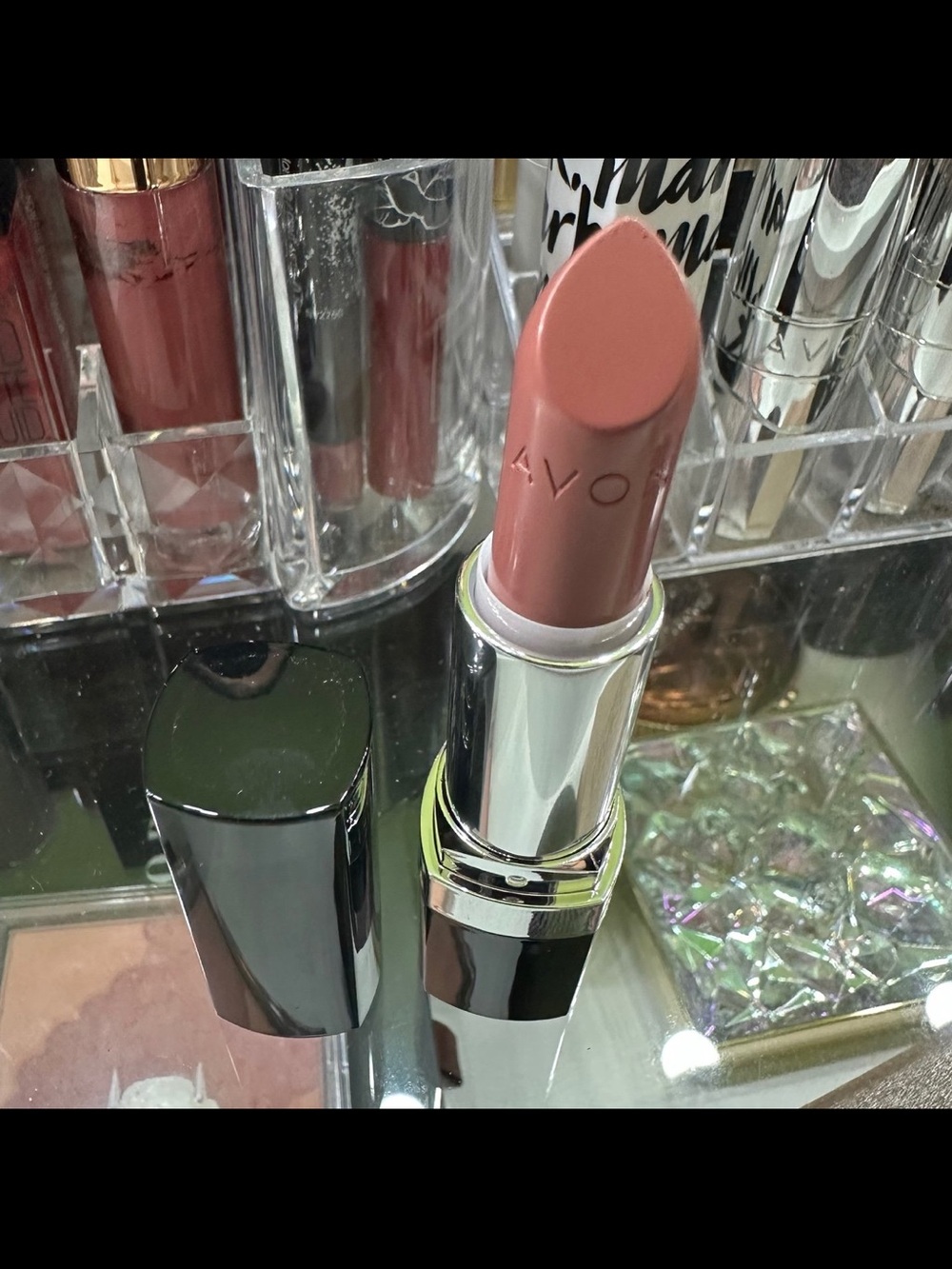 Avon Lipstick Roasted Chestnut